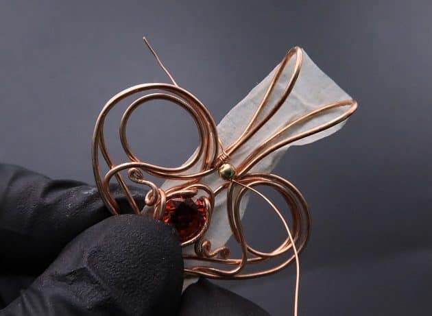 Wire-Wrapping Precious Red Spark In Wire Heart Pendant Tutorial 75