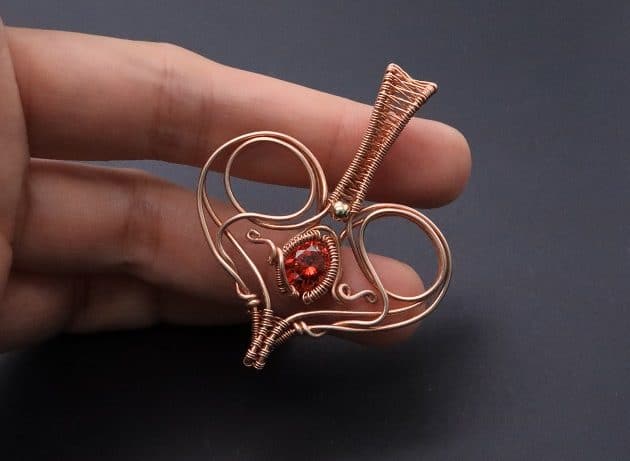 Wire-Wrapping Precious Red Spark In Wire Heart Pendant Tutorial 92
