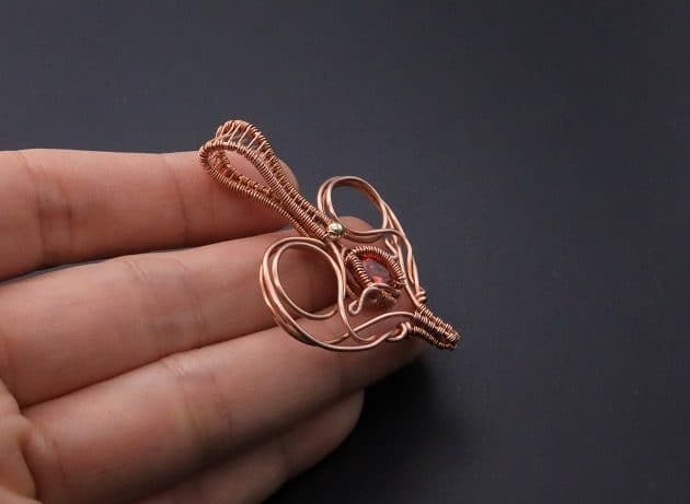 Wire-Wrapping Precious Red Spark In Wire Heart Pendant Tutorial 93