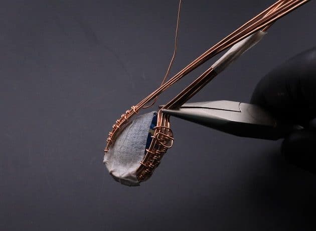 Wire-Wrapping Woven Teardrop Marble Glass Cabochon Pendant Tutorial 26