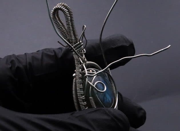 Wire-Wrapping Coiled Round Labradorite Silver Beaded Pendant Tutorial 102