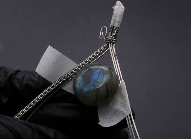 Wire-Wrapping Coiled Round Labradorite Silver Beaded Pendant Tutorial 34
