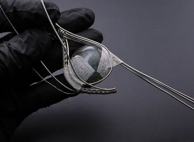 Wire-Wrapping Coiled Round Labradorite Silver Beaded Pendant Tutorial 45