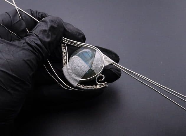 Wire-Wrapping Coiled Round Labradorite Silver Beaded Pendant Tutorial 49