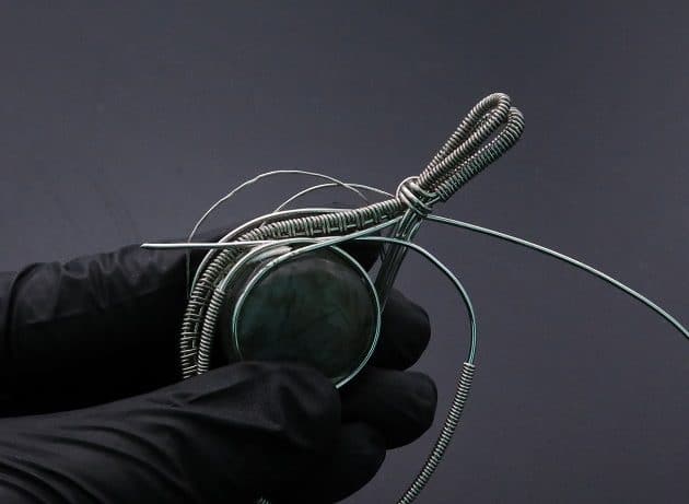 Wire-Wrapping Coiled Round Labradorite Silver Beaded Pendant Tutorial 62