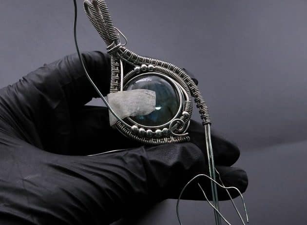 Wire-Wrapping Coiled Round Labradorite Silver Beaded Pendant Tutorial 82