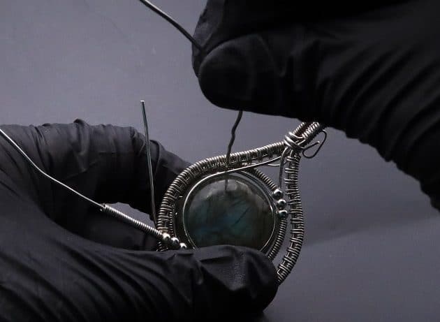 Wire-Wrapping Coiled Round Labradorite Silver Beaded Pendant Tutorial 85
