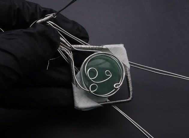 Wire-Wrapping Silver Woven Green Aventurine Pendant Tutorial 40