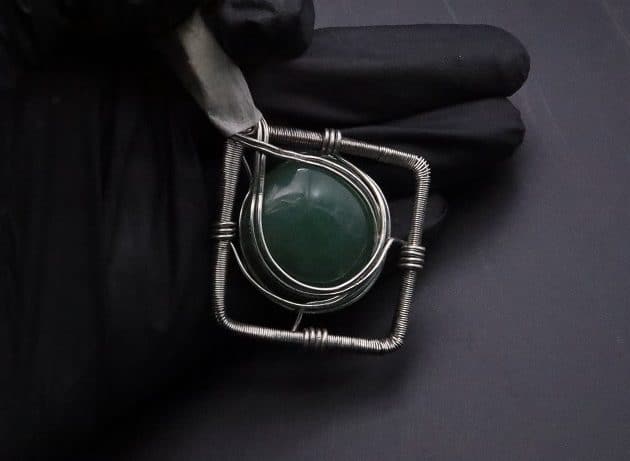 Wire-Wrapping Silver Woven Green Aventurine Pendant Tutorial 48