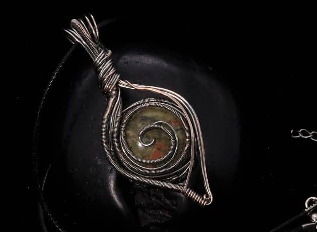 Wire-Wrapping Spiral Unakite Stone Silver Leaf Pendant Tutorial 0