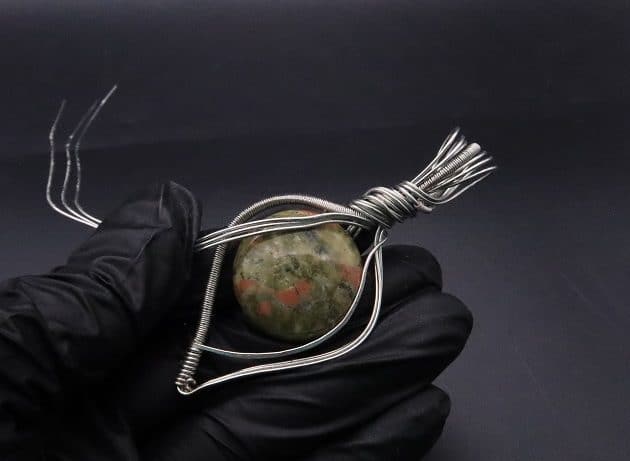 Wire-Wrapping Spiral Unakite Stone Silver Leaf Pendant Tutorial 56