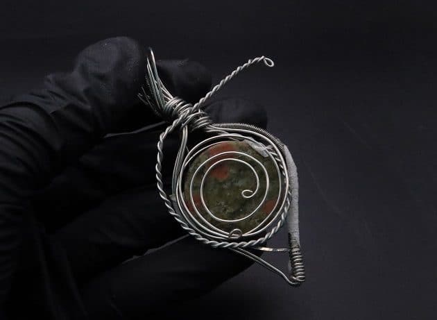 Wire-Wrapping Spiral Unakite Stone Silver Leaf Pendant Tutorial 68