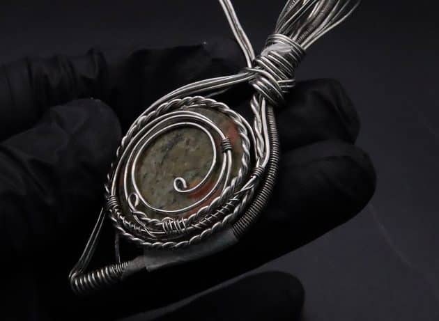 Wire-Wrapping Spiral Unakite Stone Silver Leaf Pendant Tutorial 71