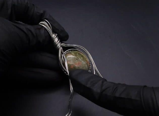 Wire-Wrapping Spiral Unakite Stone Silver Leaf Pendant Tutorial 74