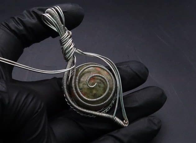 Wire-Wrapping Spiral Unakite Stone Silver Leaf Pendant Tutorial 78