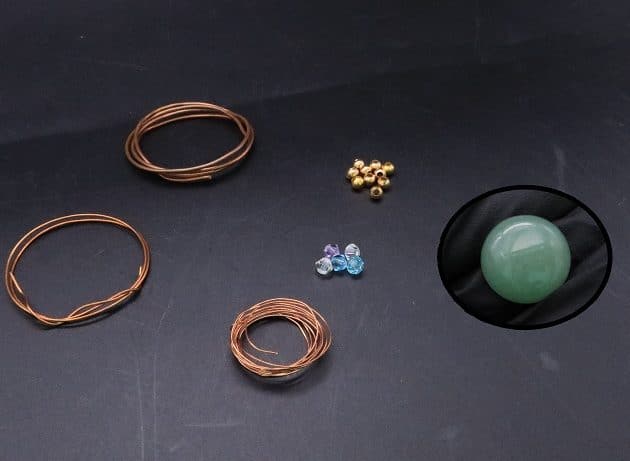 Wire-Wrapping Green Jade Cabochon With Crystal Beads Pendant Tutorial 1