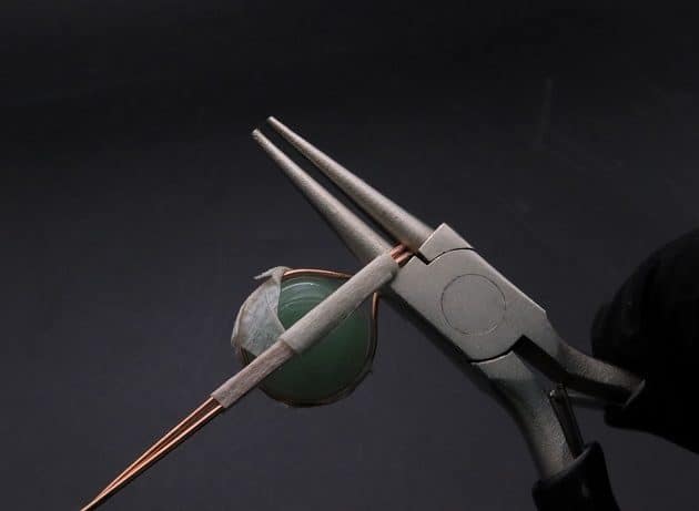 Wire-Wrapping Green Jade Cabochon With Crystal Beads Pendant Tutorial 11