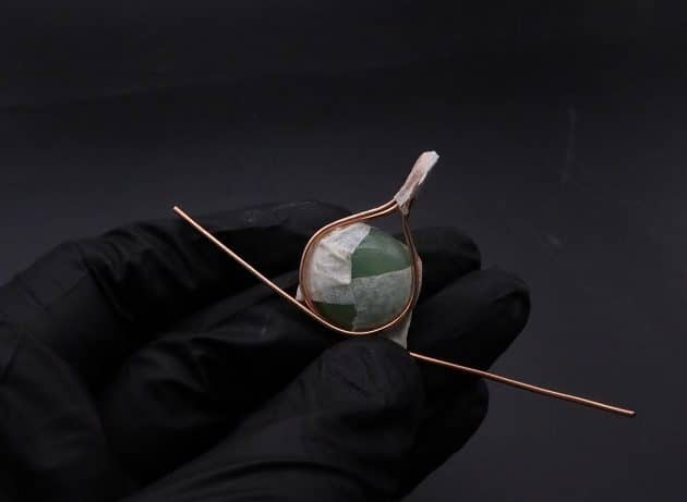 Wire-Wrapping Green Jade Cabochon With Crystal Beads Pendant Tutorial 17