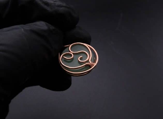 Wire-Wrapping Green Jade Cabochon With Crystal Beads Pendant Tutorial 29