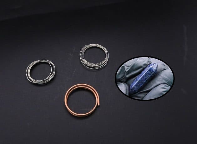 Wire-Wrapping Lapis Lazuli Crystal Point Sliding Cage Pendant Tutorial 1