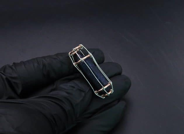 Wire-Wrapping Lapis Lazuli Crystal Point Sliding Cage Pendant Tutorial 13