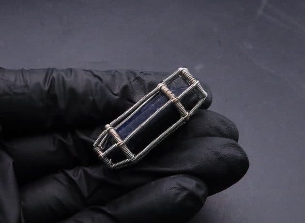 Wire-Wrapping Lapis Lazuli Crystal Point Sliding Cage Pendant Tutorial 18