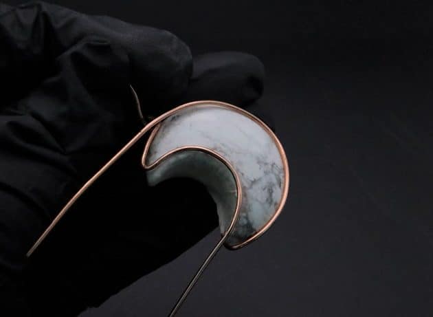 Wire-Wrapping Rooted White Howlite Crystal Moon Pendant Tutorial 15
