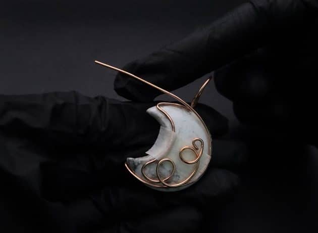 Wire-Wrapping Rooted White Howlite Crystal Moon Pendant Tutorial 17