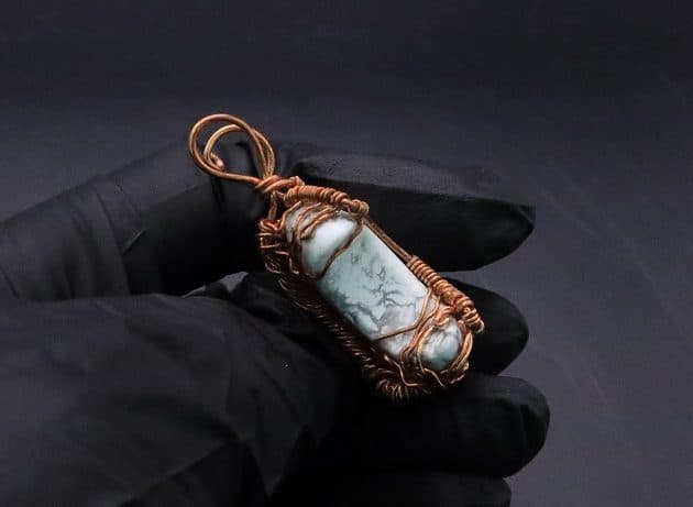 Wire-Wrapping Rooted White Howlite Crystal Moon Pendant Tutorial 46