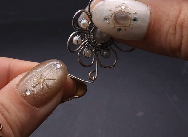 Wire-Wrapping Silver Dangle Pearl Flower Earrings Tutorial 71