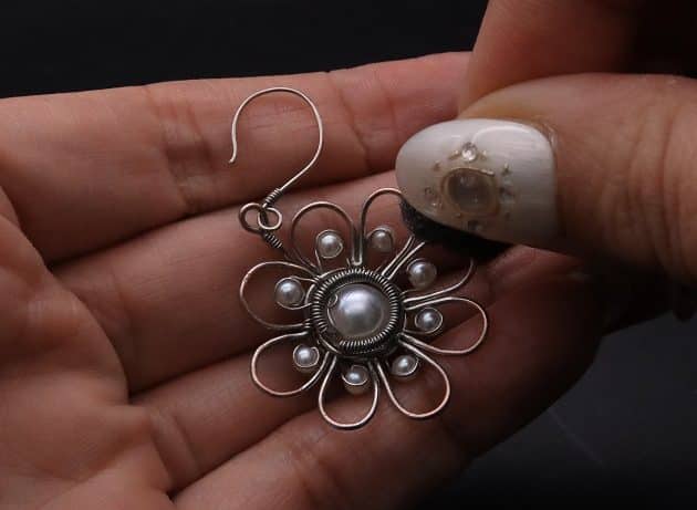 Wire-Wrapping Silver Dangle Pearl Flower Earrings Tutorial 76