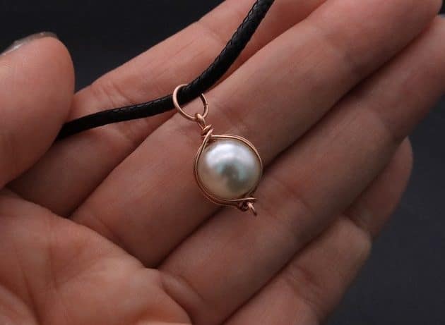 Wire-Wrapping Stylish Single Pearl Necklace Pendant Tutorial 50