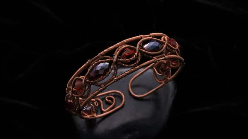 Wire-Wrapping Earthy Red Crystal Wire Loop Cuff Bracelet Tutorial ...