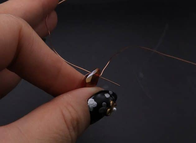 Wire-Wrapping Earthy Red Crystal Wire Loop Cuff Bracelet Tutorial 10
