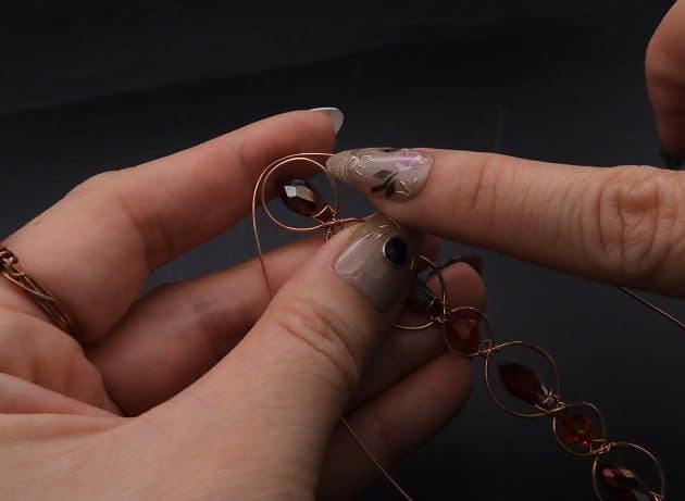 Wire-Wrapping Earthy Red Crystal Wire Loop Cuff Bracelet Tutorial 36