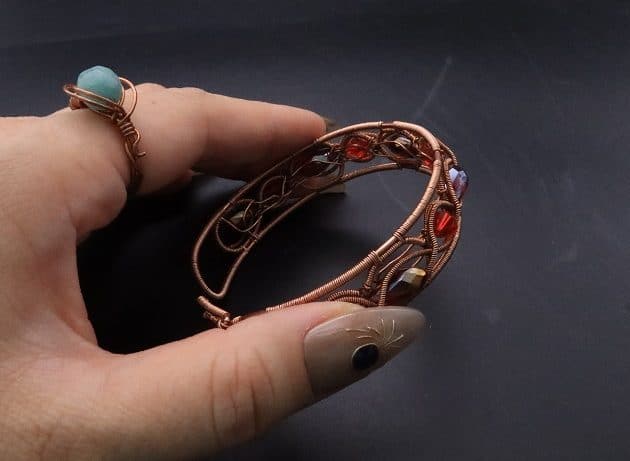 Wire-Wrapping Earthy Red Crystal Wire Loop Cuff Bracelet Tutorial 90
