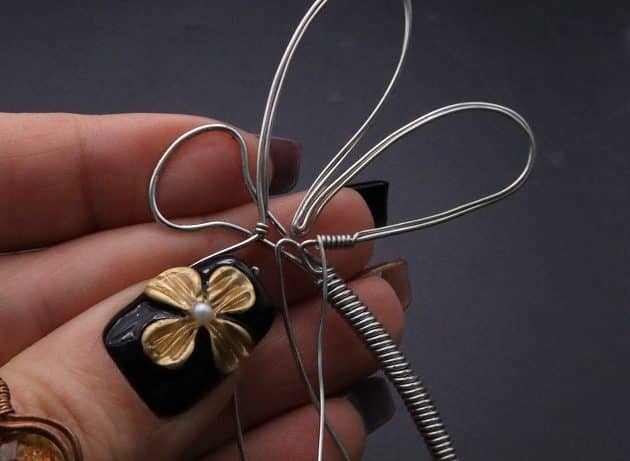 Wire-Wrapping Preciosa Crystal Drop Silver Dragonfly Pendant Tutorial 28