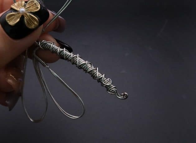 Wire-Wrapping Preciosa Crystal Drop Silver Dragonfly Pendant Tutorial 33