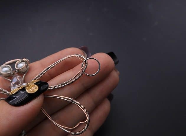 Wire-Wrapping Preciosa Crystal Drop Silver Dragonfly Pendant Tutorial 81