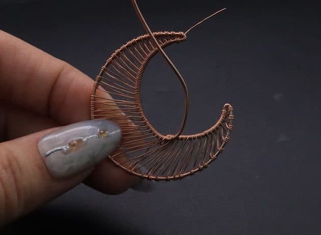 Wire-Wrapping Dreamy Birthstone Charm Crescent Pendant Tutorial 20