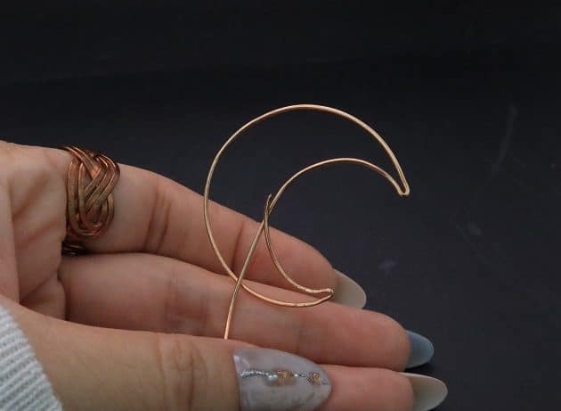 Wire-Wrapping Dreamy Birthstone Charm Crescent Pendant Tutorial 7