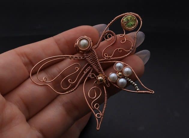 Wire-Wrapping Gleaming Filigree Butterfly Statement Pendant Tutorial 107