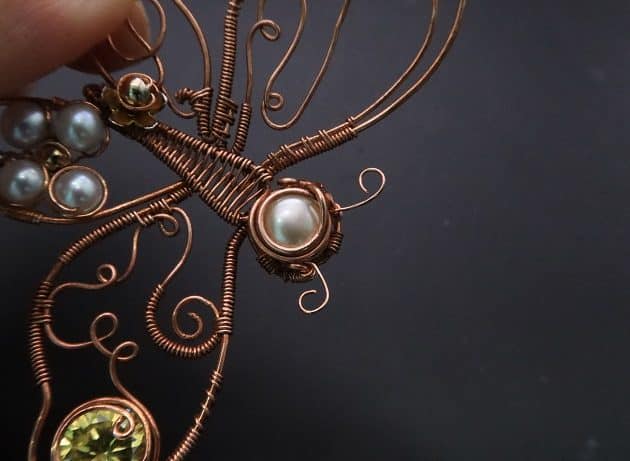 Wire-Wrapping Gleaming Filigree Butterfly Statement Pendant Tutorial 113