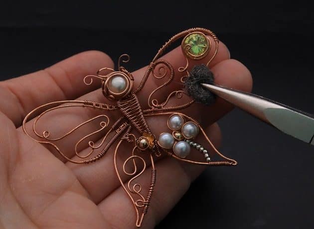 Wire-Wrapping Gleaming Filigree Butterfly Statement Pendant Tutorial 120