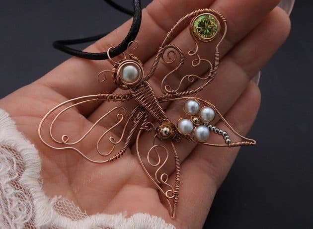 Wire-Wrapping Gleaming Filigree Butterfly Statement Pendant Tutorial 125