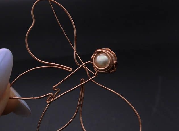 Wire-Wrapping Gleaming Filigree Butterfly Statement Pendant Tutorial 42