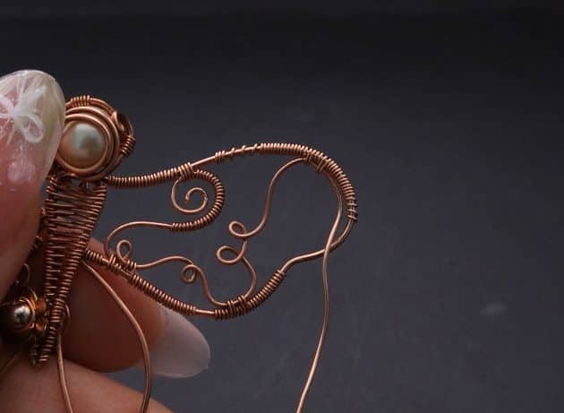 Wire-Wrapping Gleaming Filigree Butterfly Statement Pendant Tutorial 76