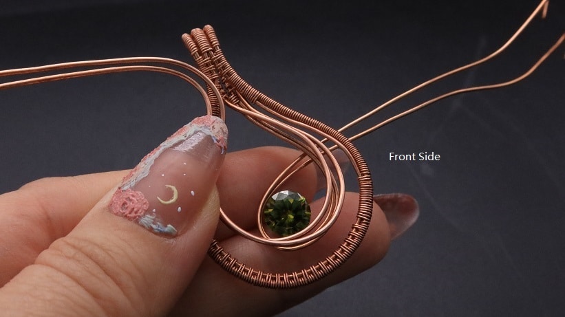 Wire-Wrapping Round Cut Peridot In Swirly Teardrop Pendant Tutorial